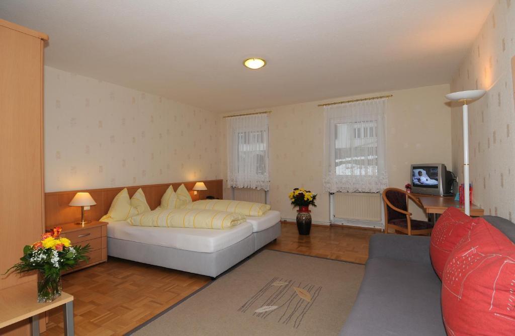Hotel Ricarda Schlangenbad Kamer foto